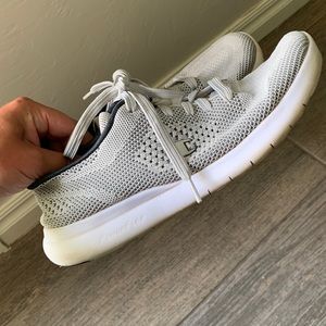 Womens Champion Tennis Shoes size 8